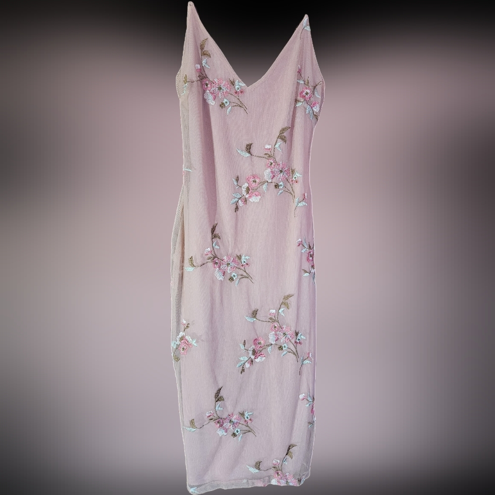 Bodycon pink floral dress with black straps
